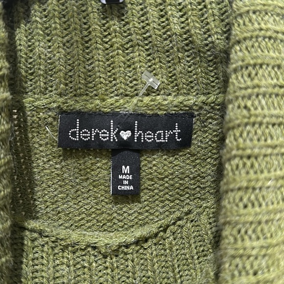 DEREK HEART WOMEN’S SLEEVELESS TURTLENECK TOP SIZE M - Picture 4 of 5